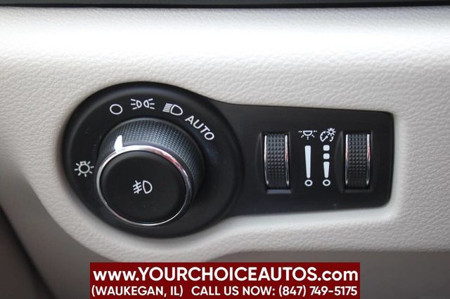 2020 Chrysler Pacifica Touring L 4dr Mini Van - 22905214 - 29