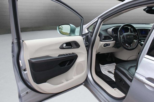 2020 Chrysler Pacifica Touring L 4dr Mini Van - 22934060 - 9