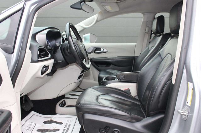 2020 Chrysler Pacifica Touring L 4dr Mini Van - 22934060 - 11