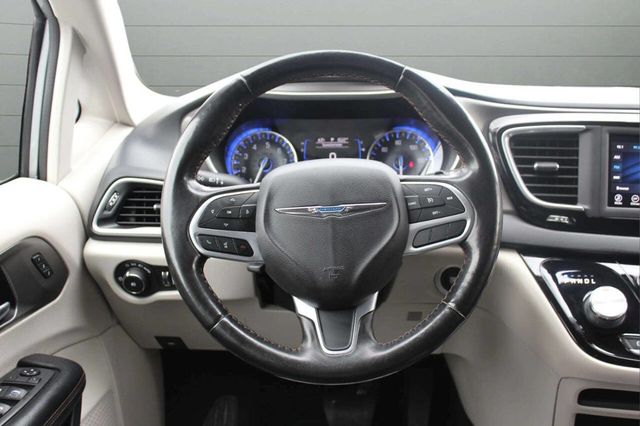 2020 Chrysler Pacifica Touring L 4dr Mini Van - 22934060 - 25