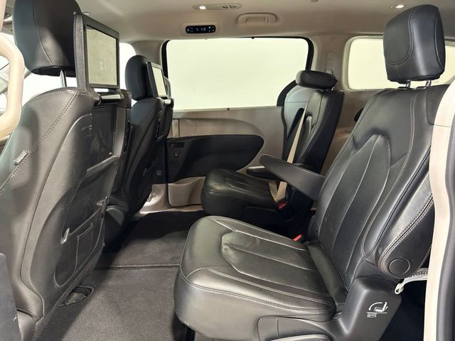 2020 Chrysler Pacifica Touring L Plus - 23060037 - 23