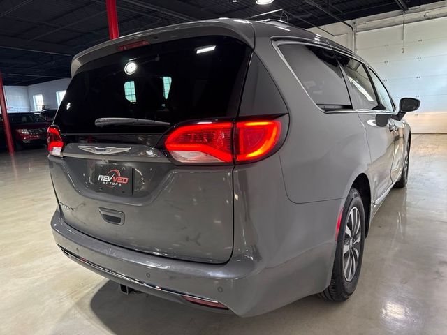 2020 Chrysler Pacifica Touring L Plus - 23060037 - 6