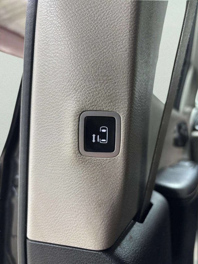 2020 Chrysler Pacifica Touring L Plus 4dr Mini Van - 22954961 - 14