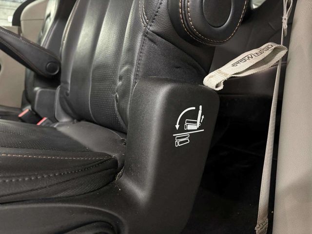 2020 Chrysler Pacifica Touring L Plus 4dr Mini Van - 22954961 - 20