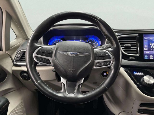 2020 Chrysler Pacifica Touring L Plus 4dr Mini Van - 22954961 - 45