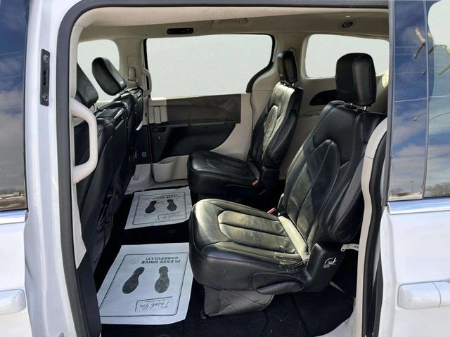 2020 Chrysler Pacifica Touring L Plus 4dr Mini Van - 22981216 - 10