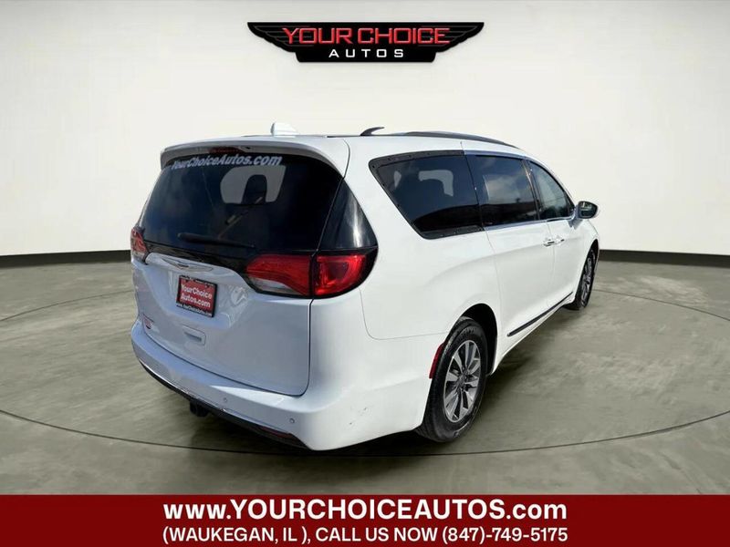 2020 Chrysler Pacifica Touring L Plus 4dr Mini Van - 22981216 - 4