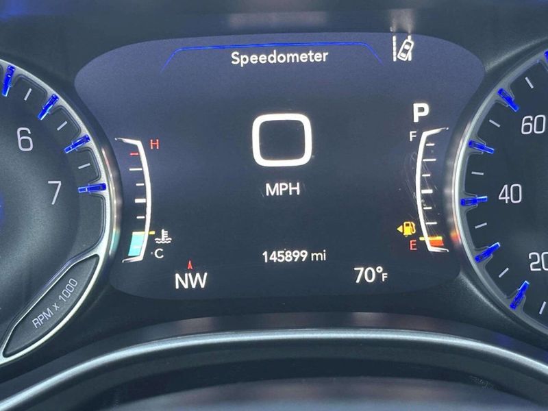 2020 Chrysler Pacifica Touring L Plus 4dr Mini Van - 23030347 - 28