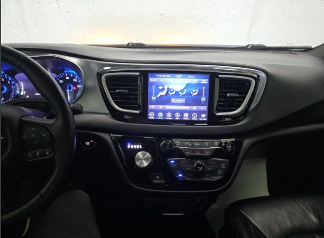 2020 Chrysler Pacifica Touring L Plus FWD - 23066382 - 5