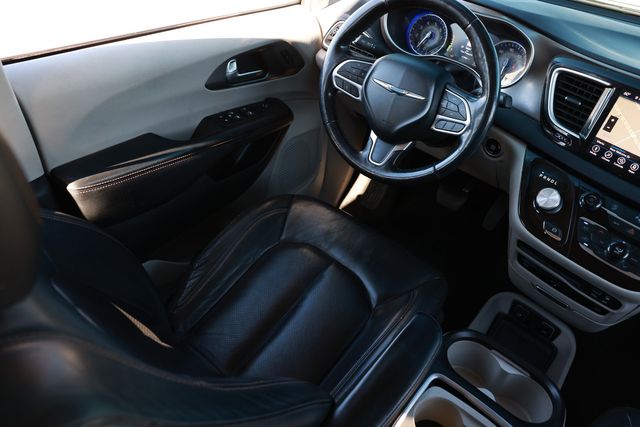 2020 Chrysler Pacifica Touring L Plus FWD - 22984128 - 24