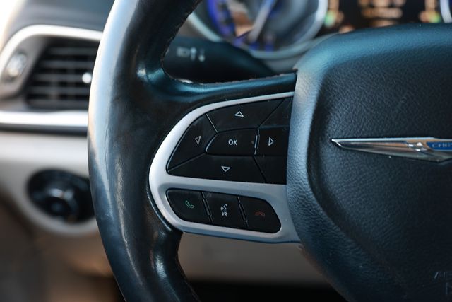 2020 Chrysler Pacifica Touring L Plus FWD - 22984128 - 37