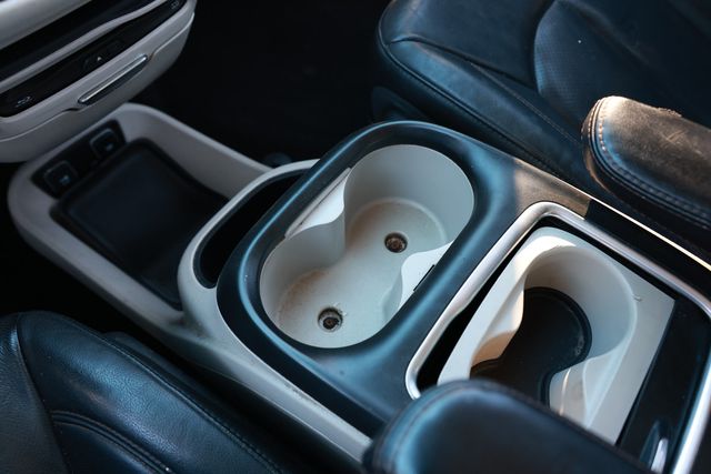 2020 Chrysler Pacifica Touring L Plus FWD - 22984128 - 48