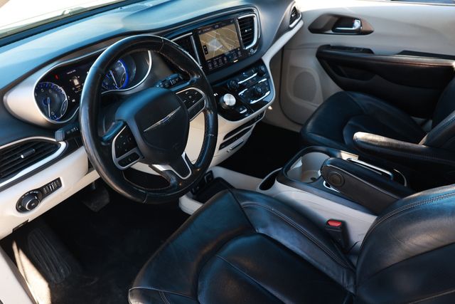 2020 Chrysler Pacifica Touring L Plus FWD - 22984128 - 5