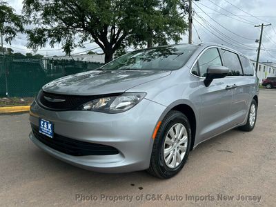 2020 Chrysler Voyager