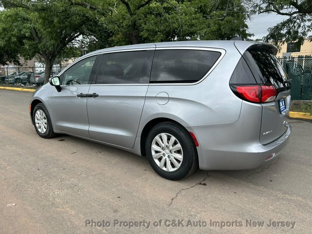 2020 Chrysler Voyager L FWD - 23060196 - 14