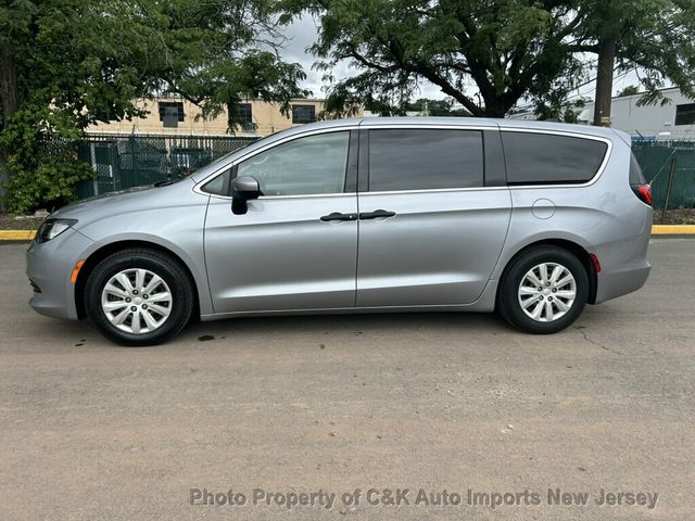 2020 Chrysler Voyager L FWD - 23060196 - 15