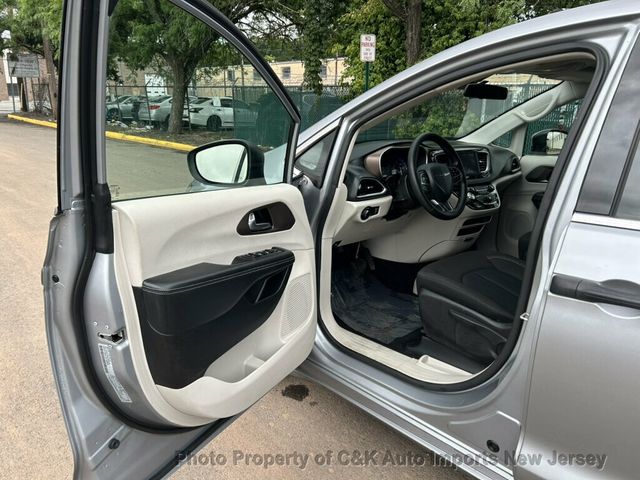 2020 Chrysler Voyager L FWD - 23060196 - 23
