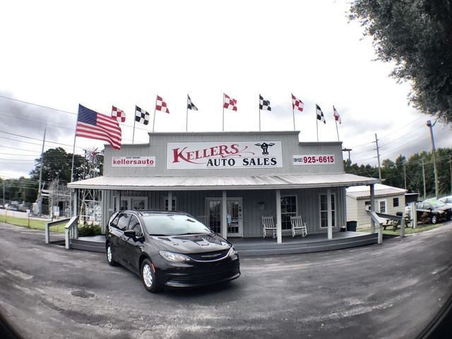 2020 Chrysler Voyager LX FWD - 22577477 - 0