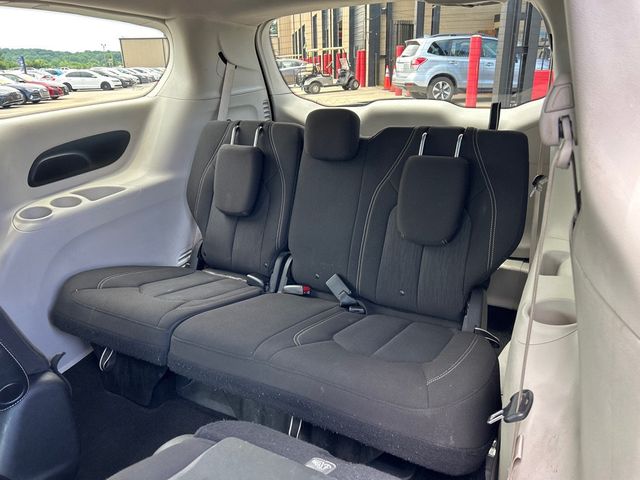 2020 Chrysler Voyager LX FWD - 23045278 - 6
