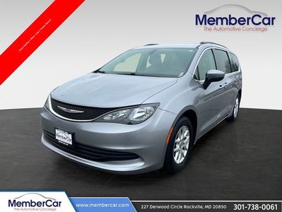 2020 Chrysler Voyager