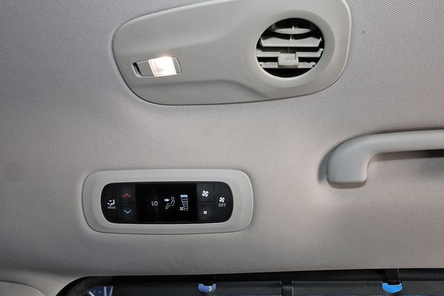 2020 CHRYSLER Voyager LXi FWD - 23018021 - 16