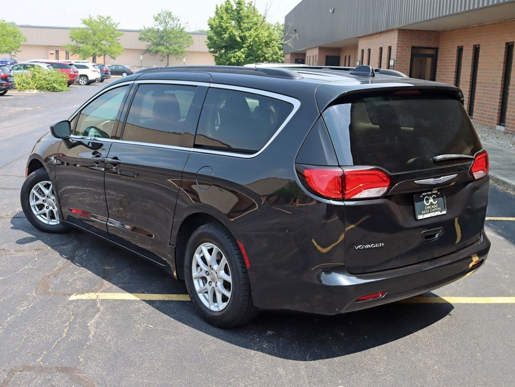 2020 Chrysler Voyager LXi FWD - 22863638 - 9