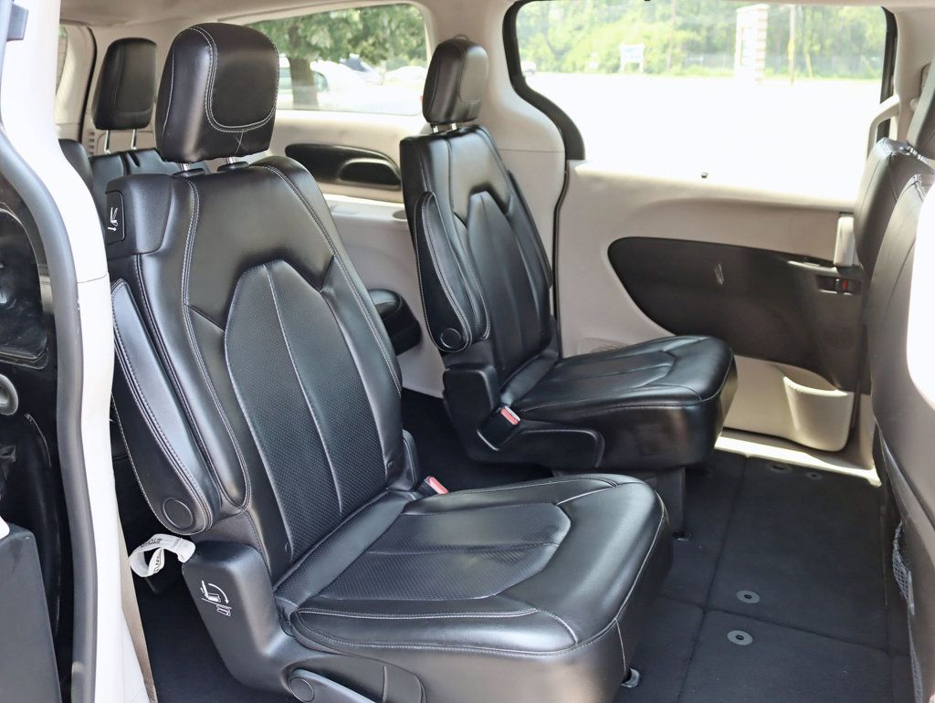 2020 Chrysler Voyager LXi FWD - 22863638 - 22