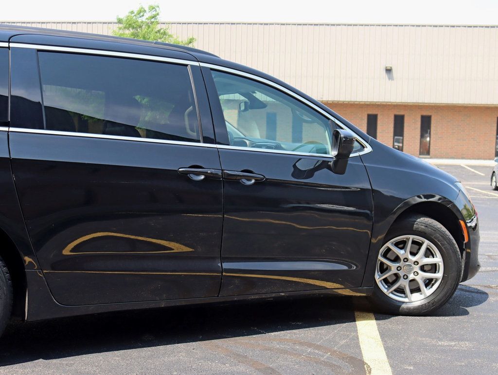 2020 Chrysler Voyager LXi FWD - 22863638 - 3