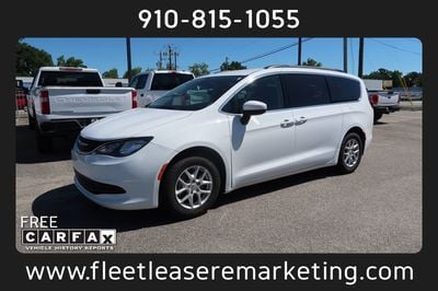 2020 Chrysler Voyager
