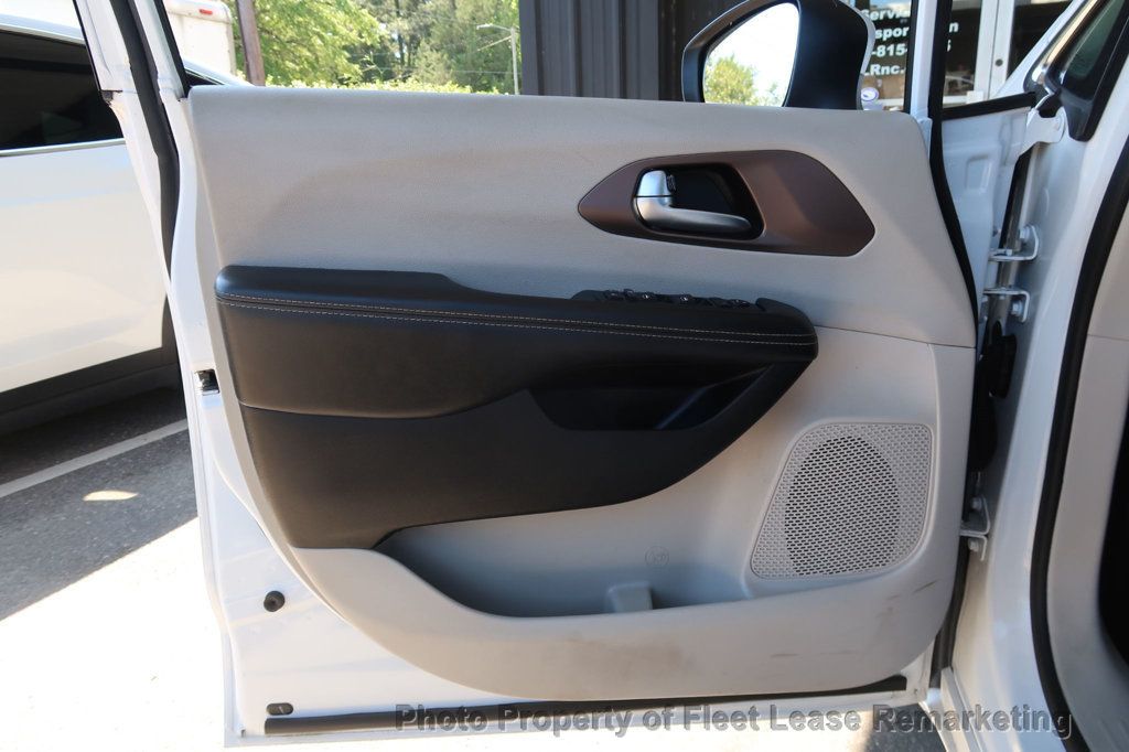 2020 Chrysler Voyager Voyager LXi - 23028049 - 13