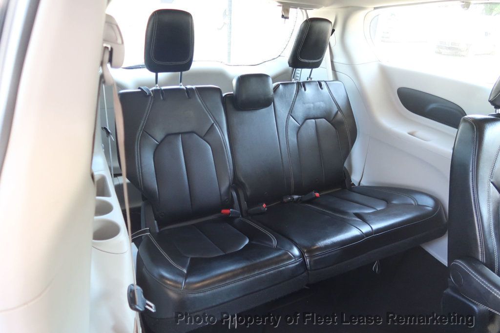 2020 Chrysler Voyager Voyager LXi - 23028049 - 22