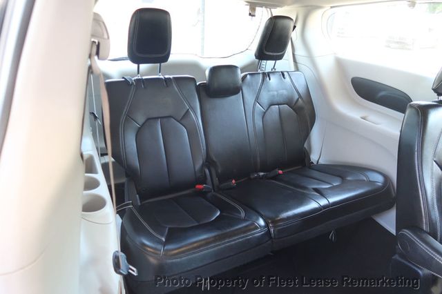 2020 Chrysler Voyager Voyager LXi - 23028049 - 22