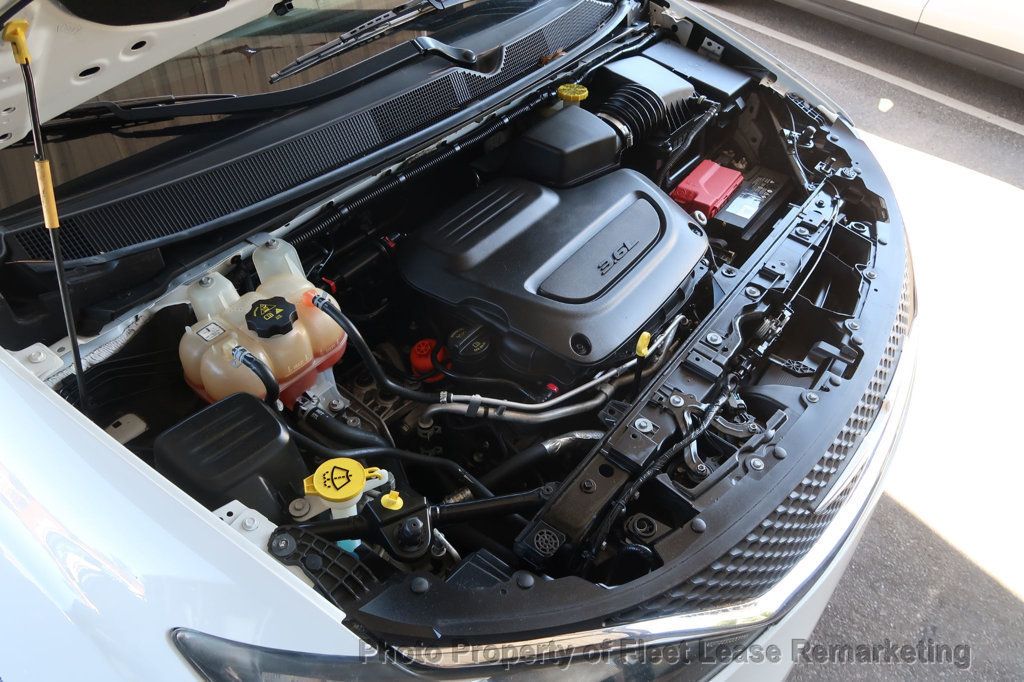 2020 Chrysler Voyager Voyager LXi - 23028049 - 43