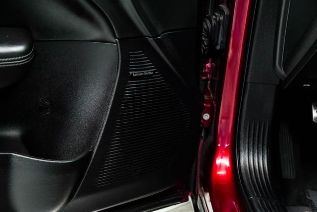 2020 Dodge Challenger R/T Scat Pack Widebody - 22996370 - 38