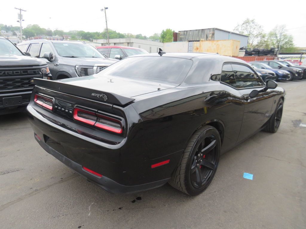 2020 Dodge Challenger SRT8 Hellcat photo 5