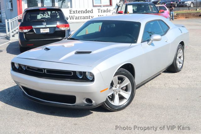 2020 Dodge Challenger SXT RWD - 22618859 - 25