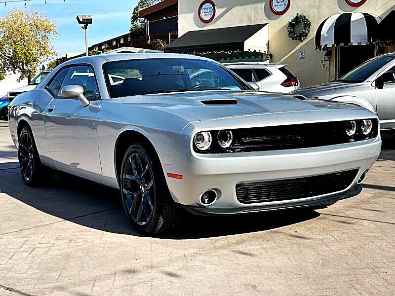 2020 Dodge Challenger SXT RWD - 21732649 - 11