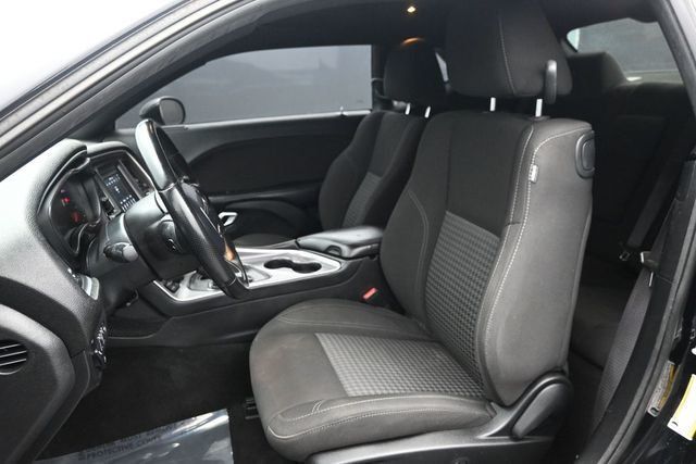 2020 Dodge Challenger SXT RWD - 22999912 - 10