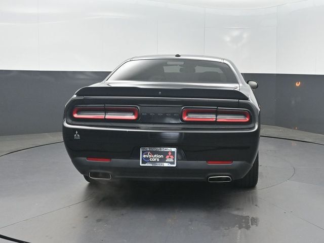 2020 Dodge Challenger SXT RWD - 22999912 - 28
