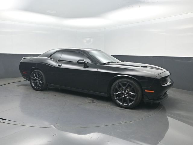 2020 Dodge Challenger SXT RWD - 22999912 - 31