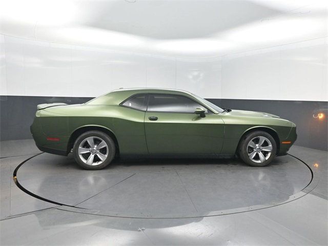 2020 Dodge Challenger SXT RWD - 22969875 - 28