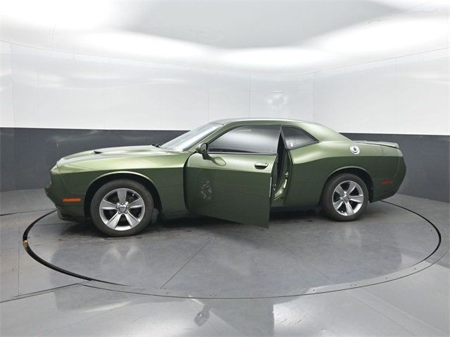 2020 Dodge Challenger SXT RWD - 22969875 - 31