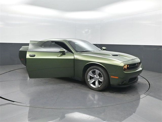 2020 Dodge Challenger SXT RWD - 22969875 - 33