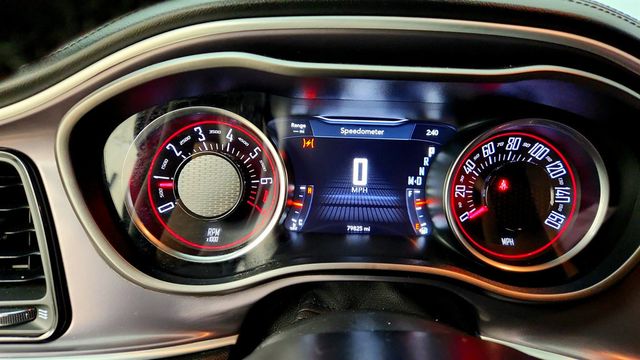 2020 Dodge Challenger SXT RWD w/ Convenience Group & Plus Pkg - 23061728 - 13