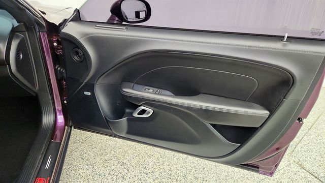 2020 Dodge Challenger SXT RWD w/ Convenience Group & Plus Pkg - 23061728 - 24