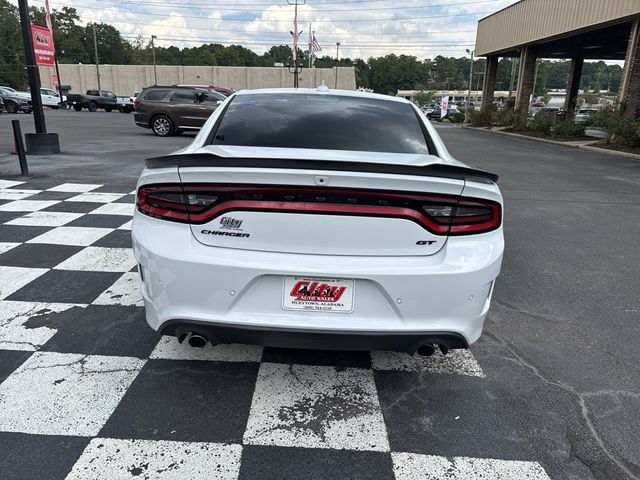 2020 Dodge Charger GT photo 4