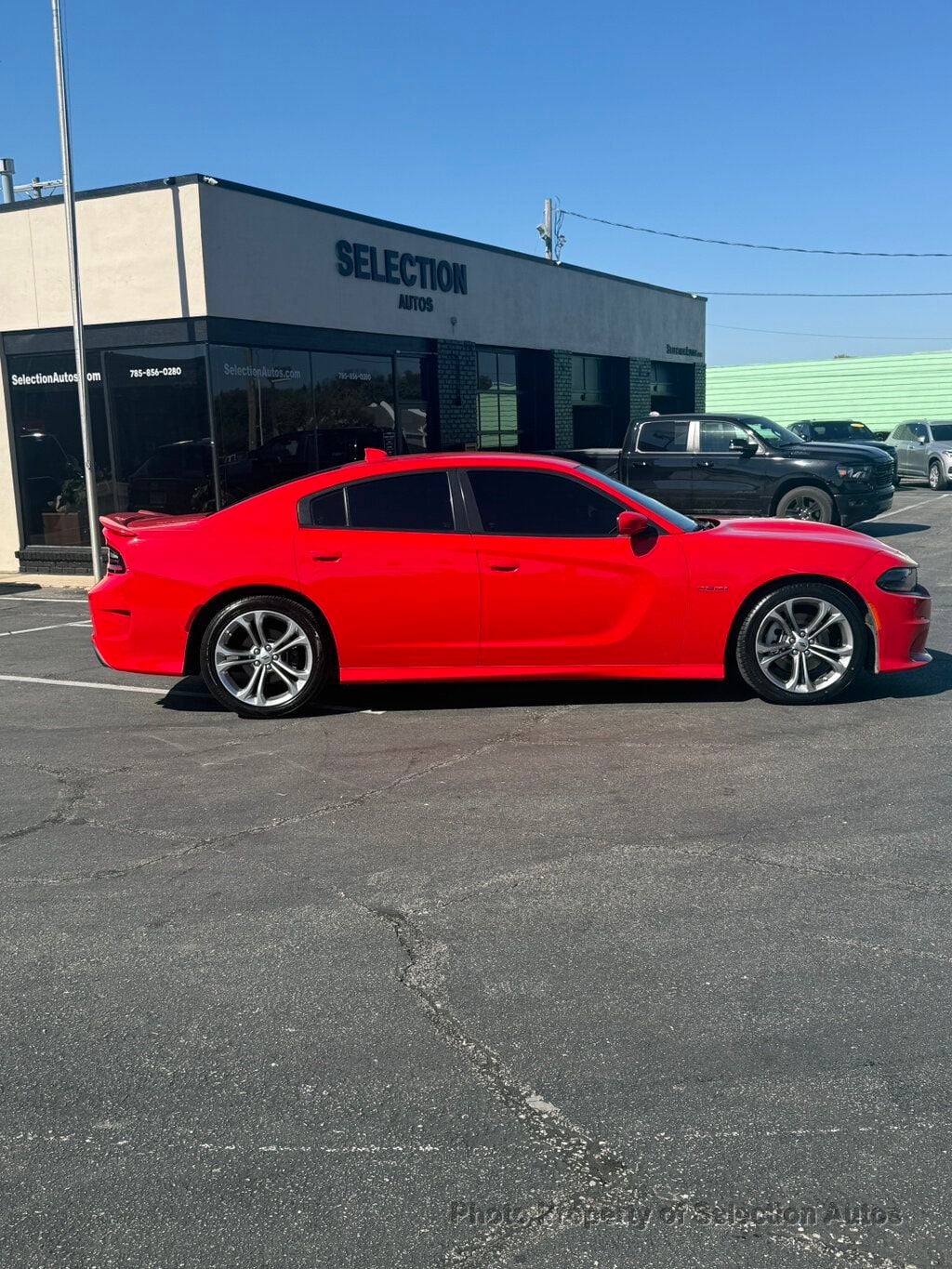 Dodge Charger photo 12