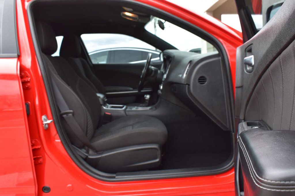 2020 Dodge Charger SXT RWD - 22951524 - 16