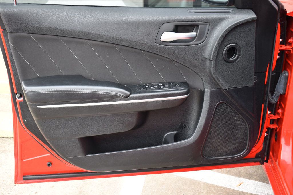 2020 Dodge Charger SXT RWD - 22951524 - 41