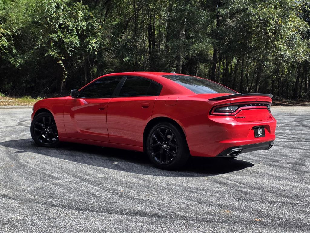 2020 Dodge Charger SXT photo 4